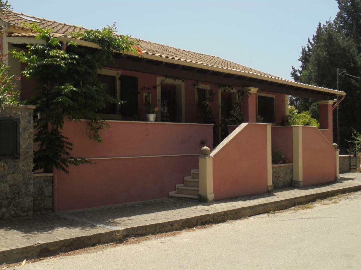 Hillsidehouse Villa Magouládes Екстериор снимка